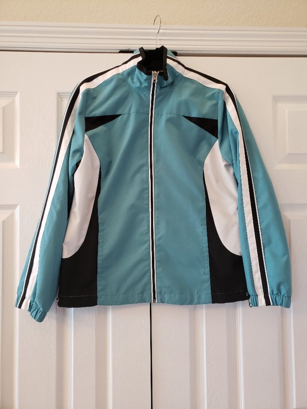 SJB  Active Turquoise, Black & White Windbreaker Jacket - Medium - NWOT
